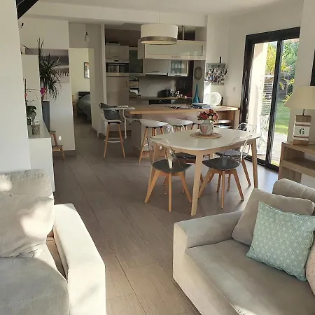 Charmante Avec Piscine Proche La Baule-Escoublac