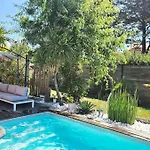 Villa Charmante Avec Piscine Proche *