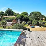 Charmante Avec Piscine Proche Villa