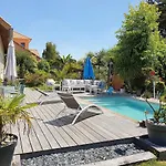 Villa Charmante Avec Piscine Proche *